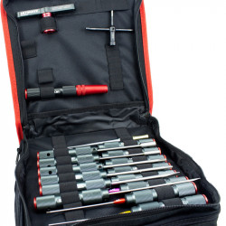 MALETIN HERRAMIENTAS ULTIMATE RACING 18 HERRAMIENTAS